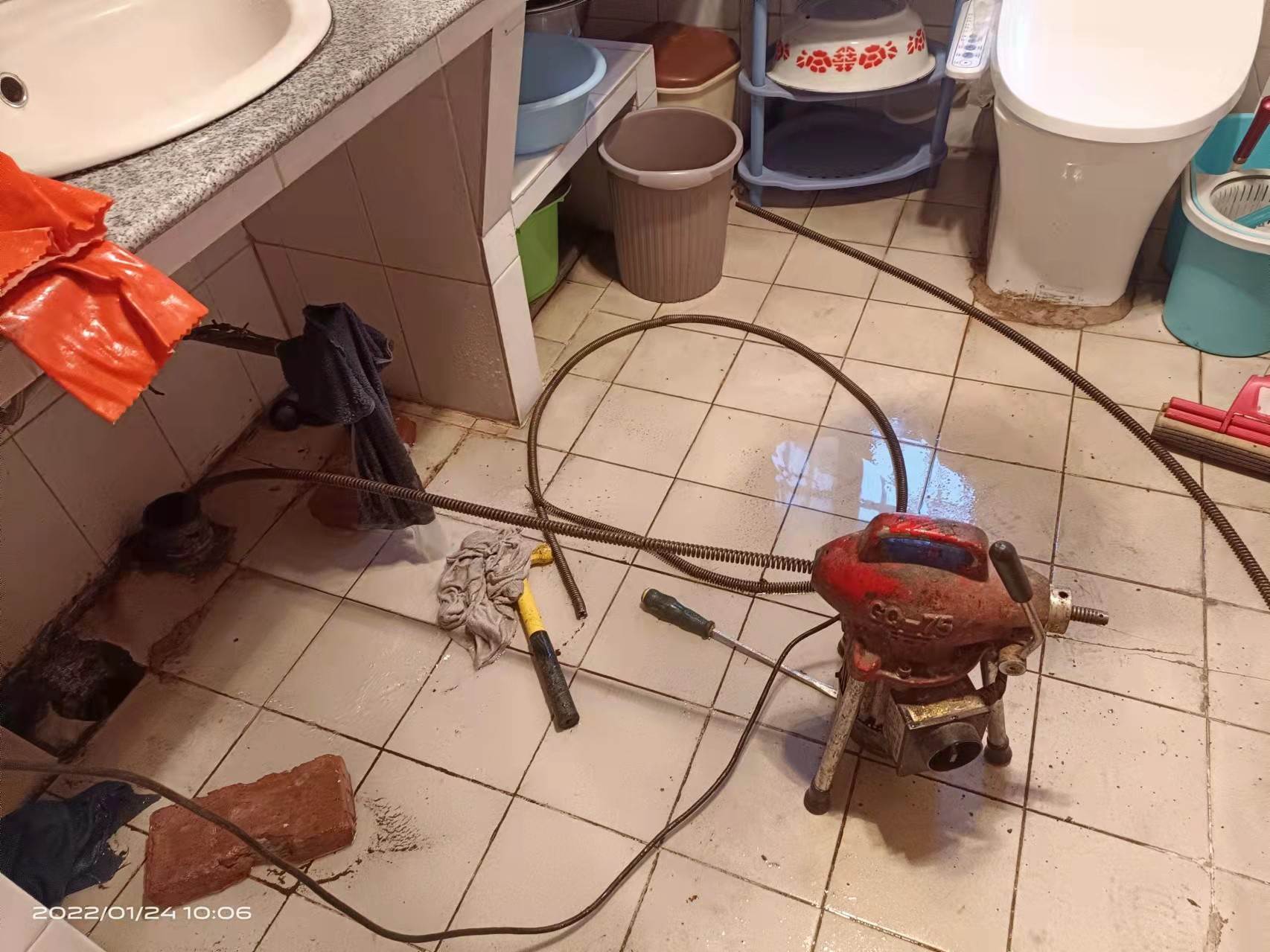 上林疏通厨房下水道，地漏疏通